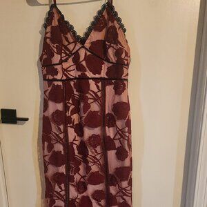 Lulus Burgundy mesh lace tulip dress